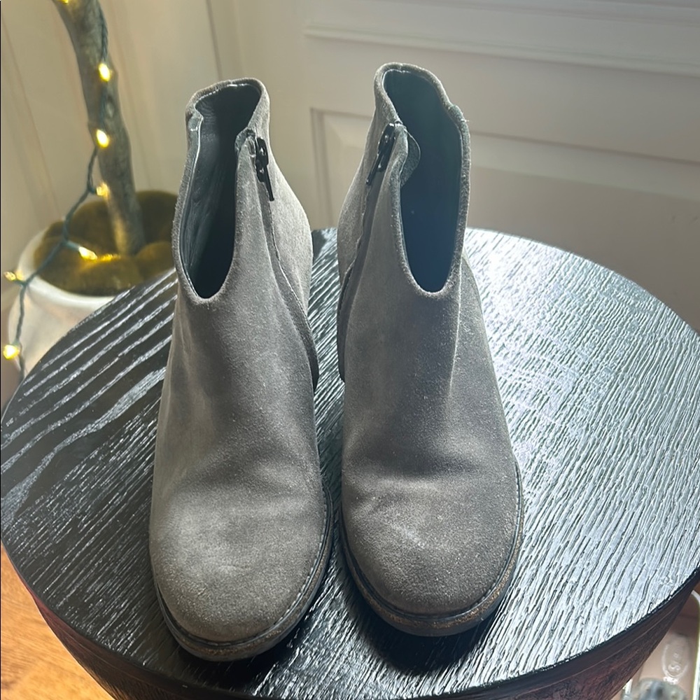 Paul Green Gray Ankle Boots with Suede Finish